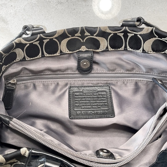 •COACH• Ashley Signature Satchel Shoulder/Handbag - Picture 14 of 15